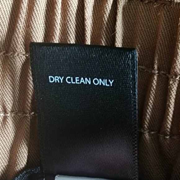 Torrid Plus-size Stretchy Linen Blend High Rise Brown Shorts with Pockets Size24 - Picture 12 of 15